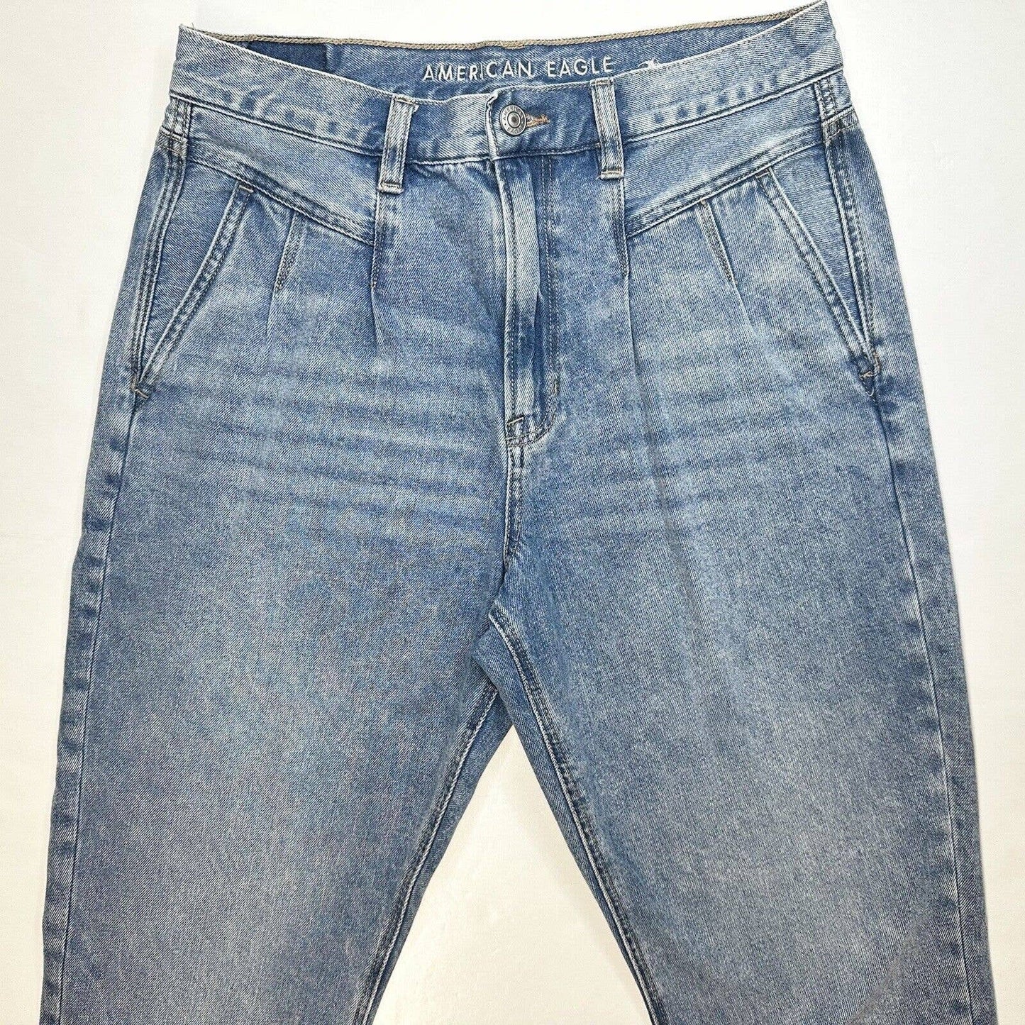 American Eagle Mom Jeans 8 Short High Rise Stretch Denim Acid Wash Look Pleats