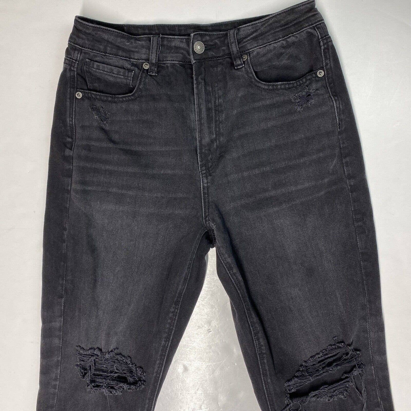 American Eagle Mom Jean Sz 6 Short High Rise Black Denim Crop Distressed Holes