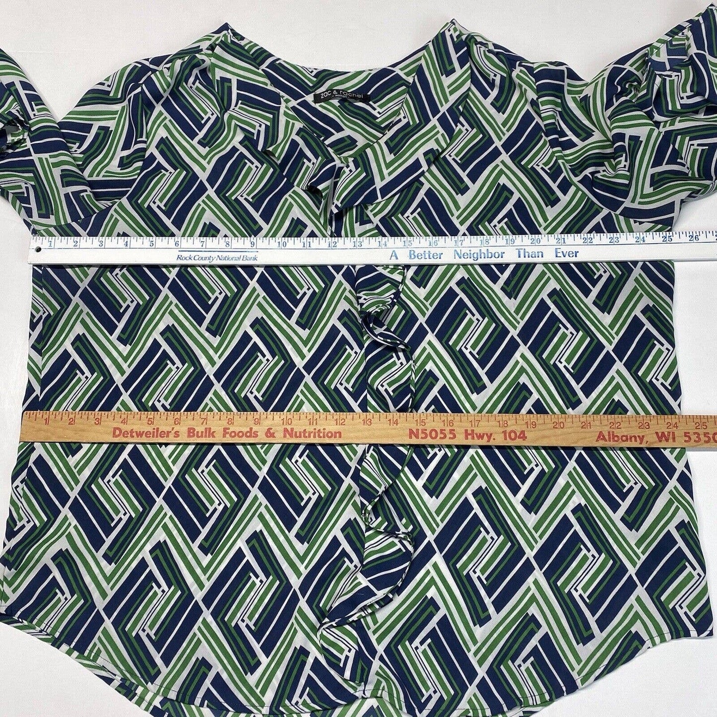 Zac & Rachel Blouse Sz 1X Green/Navy Blue Roll Tab Sleeve Bold Geometric Pattern