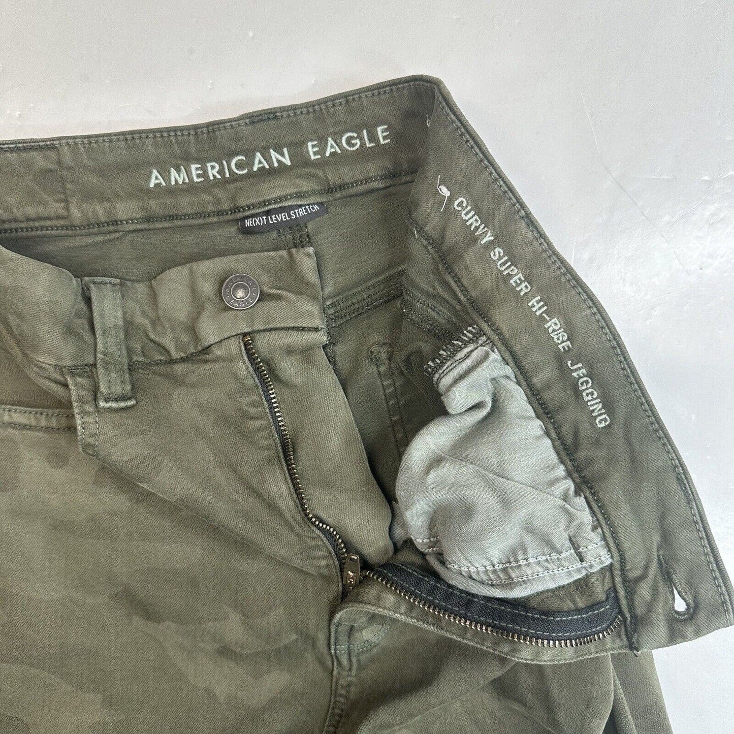 American Eagle Curvy Super Hi-Rise Jegging 8 Green Camo Next Level Stretch Jeans