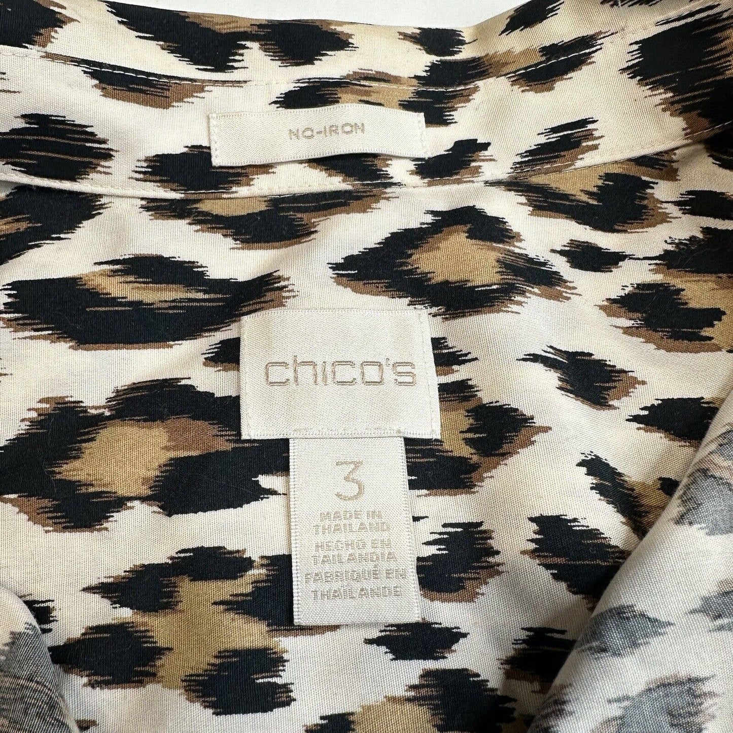 Chicos No Iron Button Up Shirt 3 (US XL) Leopard Animal Print Long Sleeve *Spot