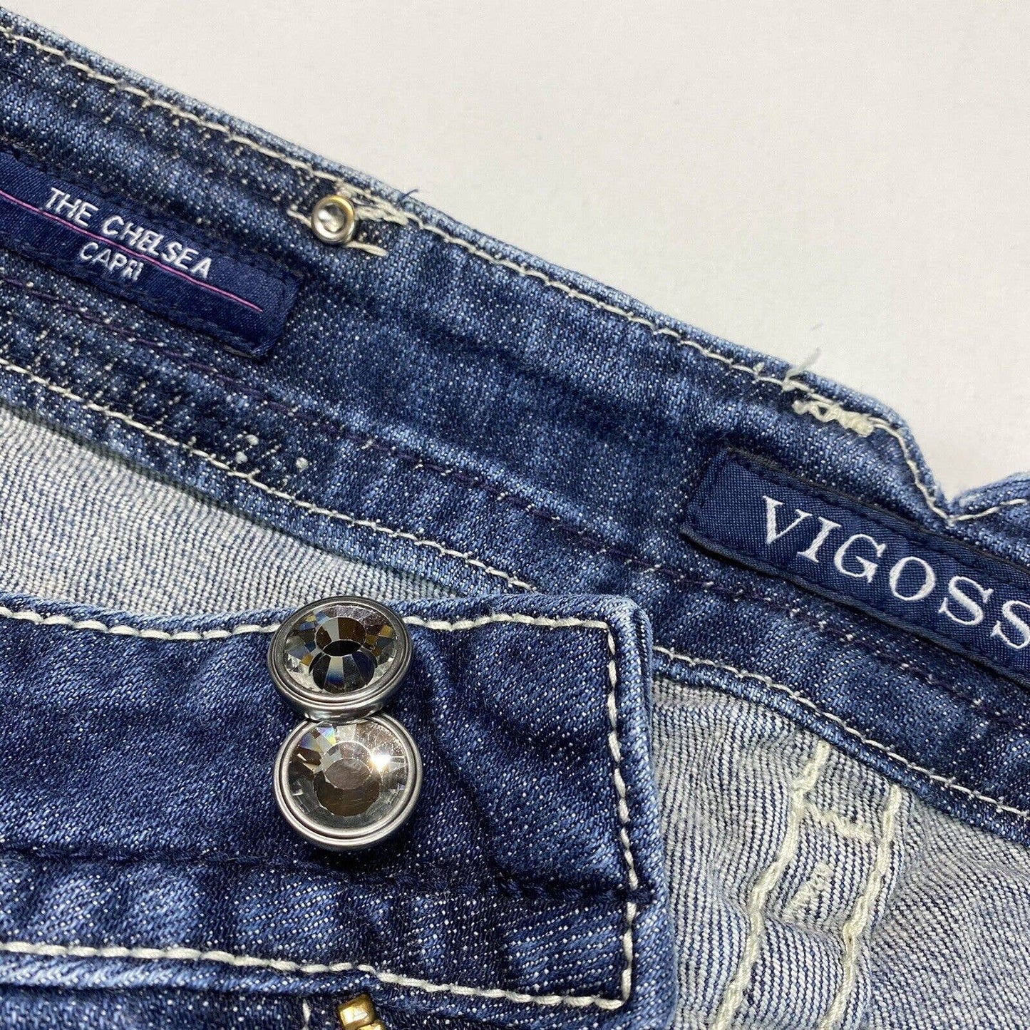 Vigoss Chelsea Cut Off Shorts Sz 7/8 Womens Denim Blue Jean Rhinestones Raw Hems