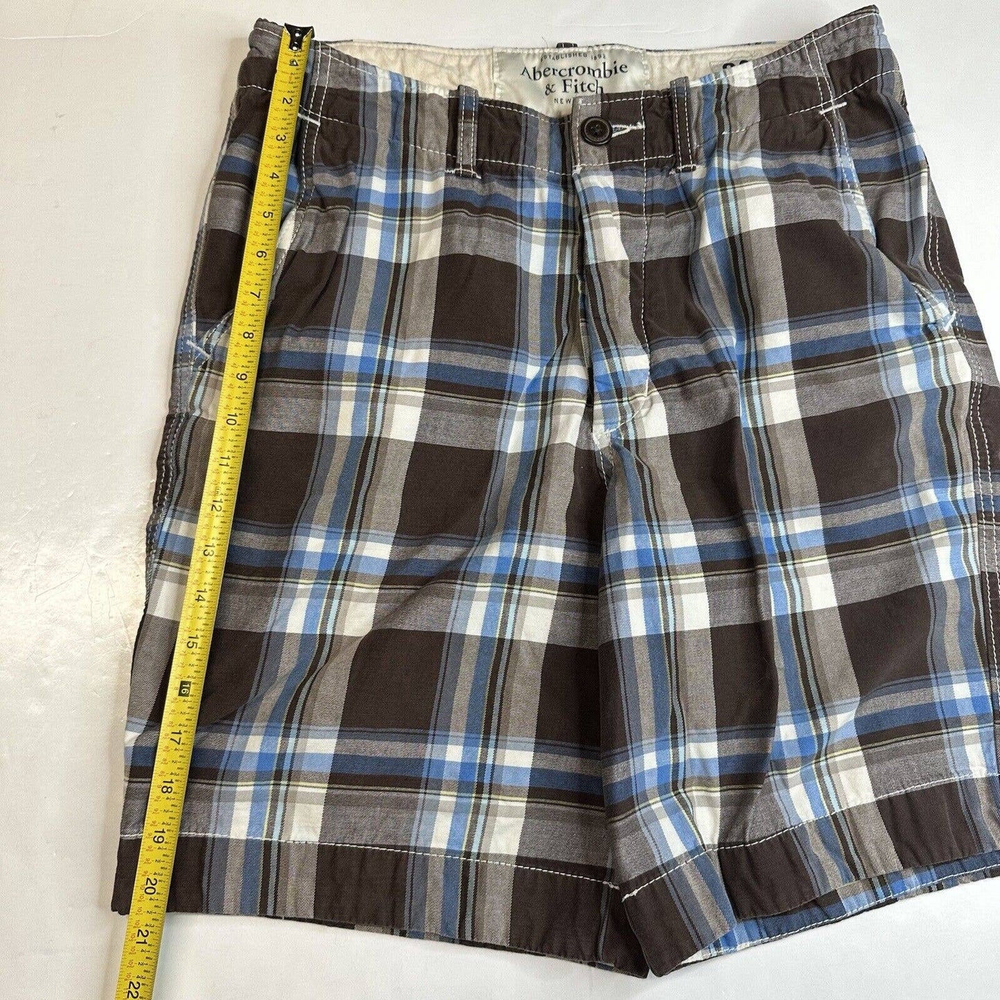 Abercrombie & Fitch Plaid Shorts Mens 32 Brown Preppy Button Fly Heavy Cotton