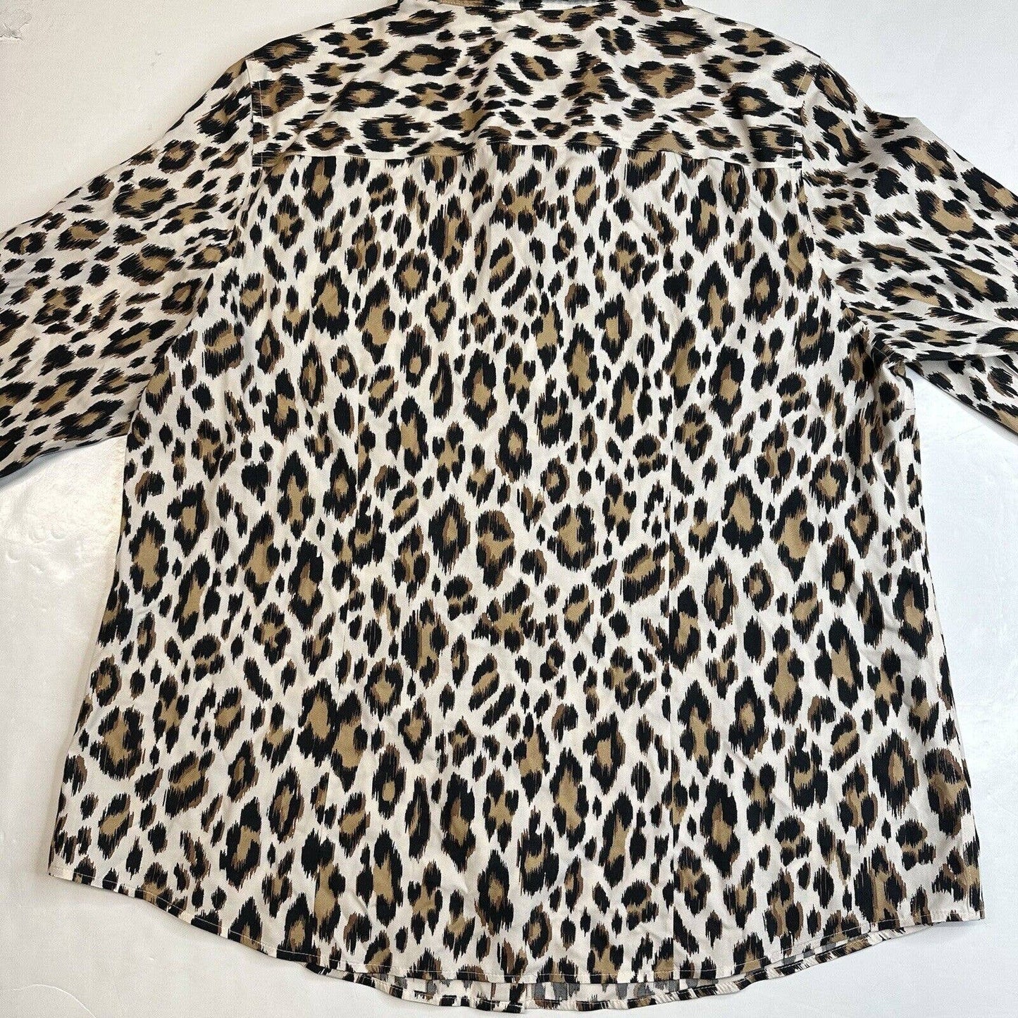 Chicos No Iron Button Up Shirt 3 (US XL) Leopard Animal Print Long Sleeve *Spot