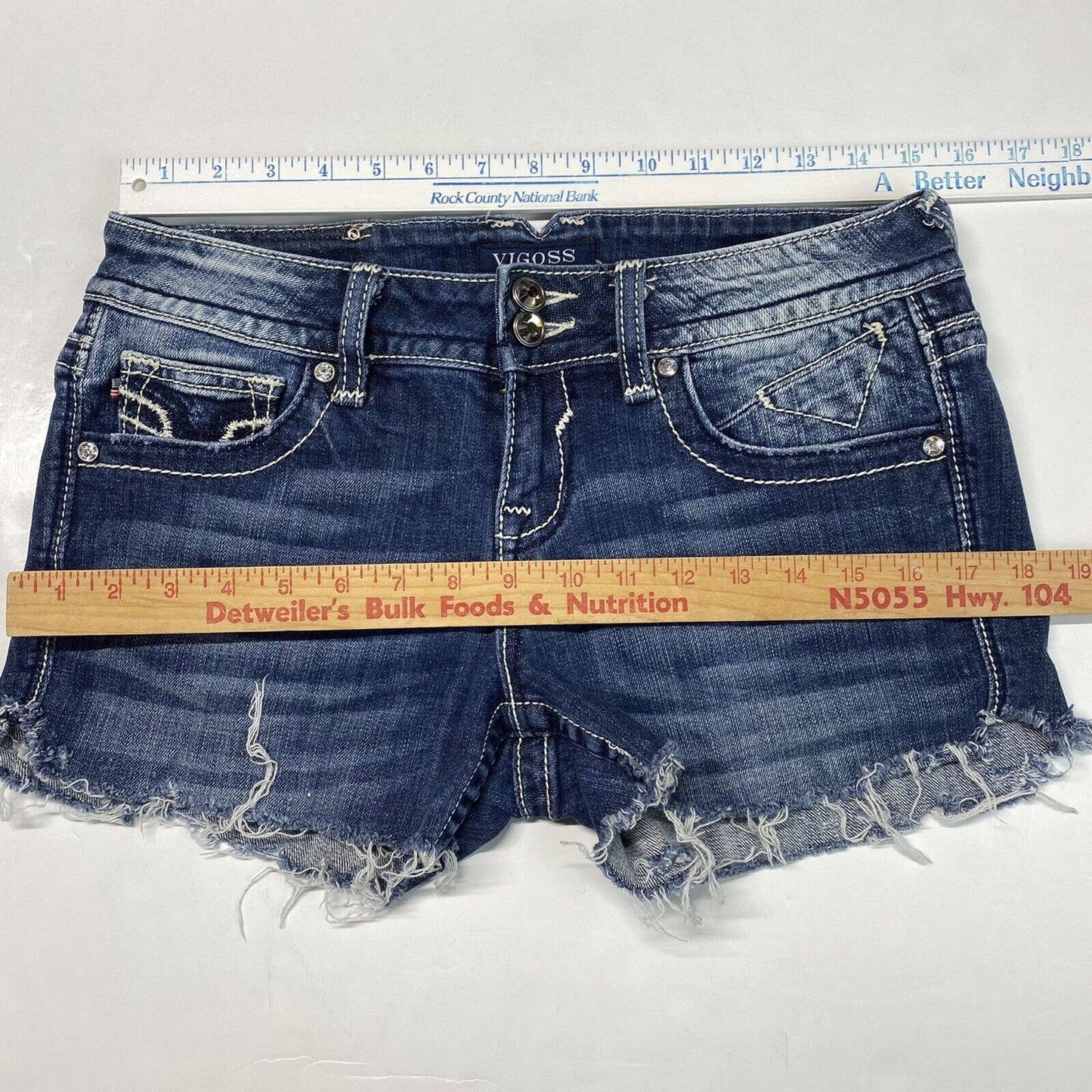 Vigoss Chelsea Cut Off Shorts Sz 7/8 Womens Denim Blue Jean Rhinestones Raw Hems