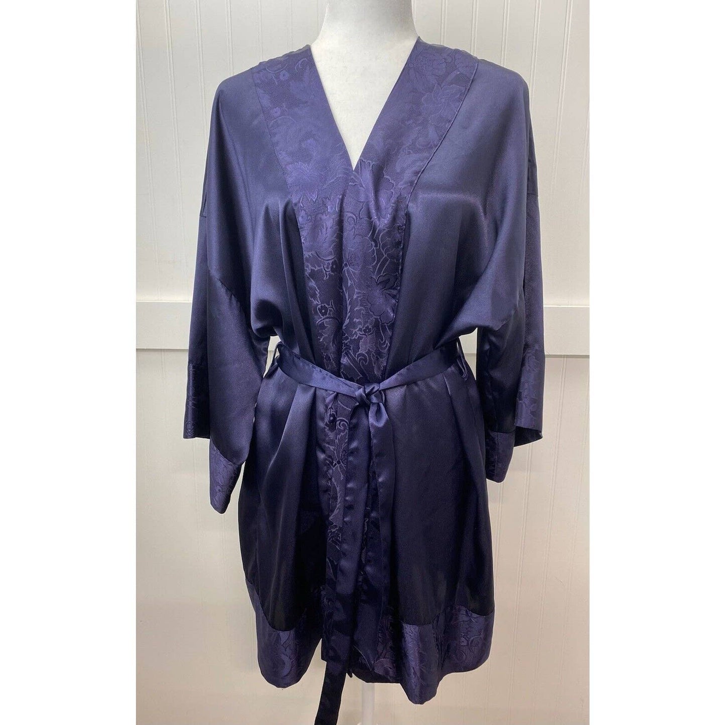 Victorias Secret Womens Vintage Gold Label Navy Blue Short Satin Robe Size OS