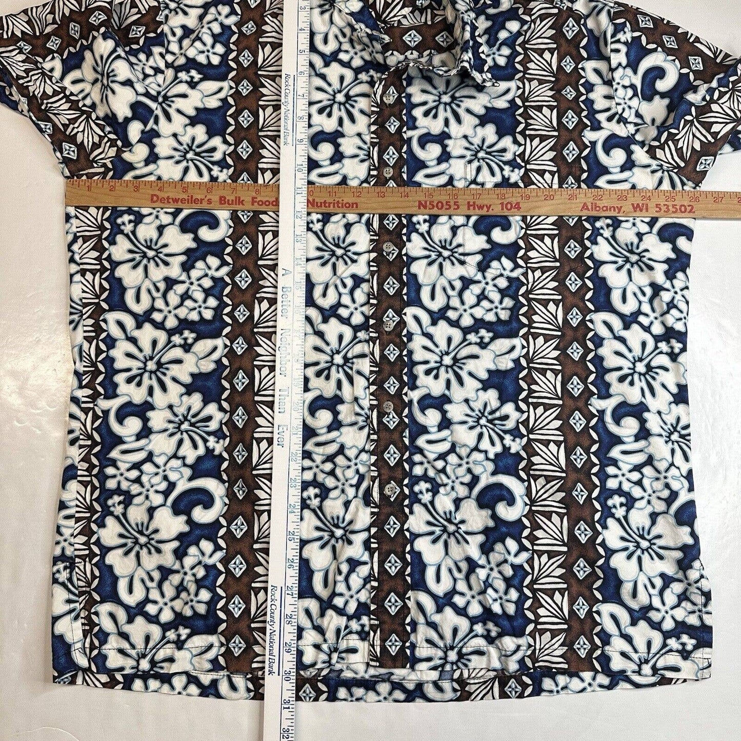 Island Traditions Button Up Shirt Mens XL Floral Short Sleeve Hawaiian *Hole